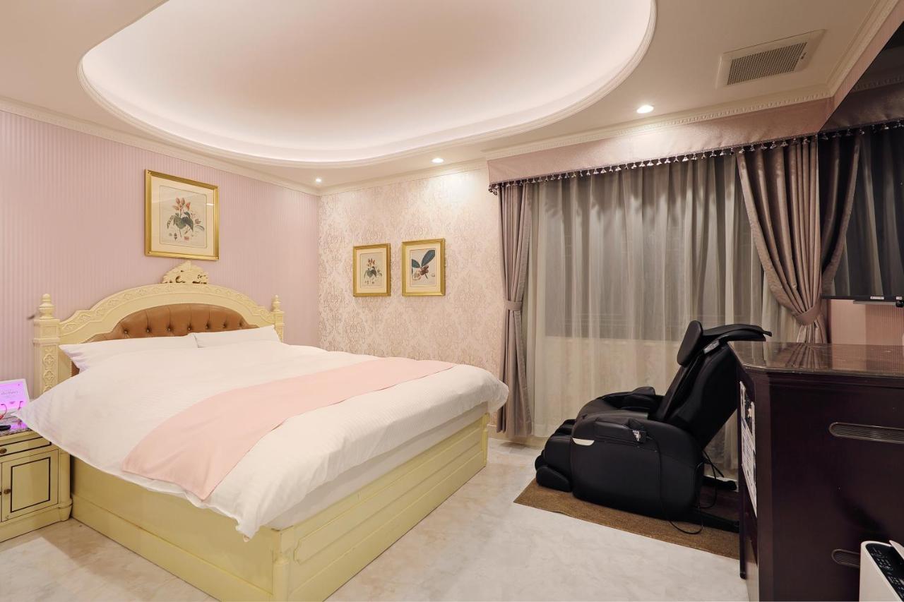 ホテルバースデー岐阜西店 Hotel Birthday Gifuwest (Adults Only) Экстерьер фото