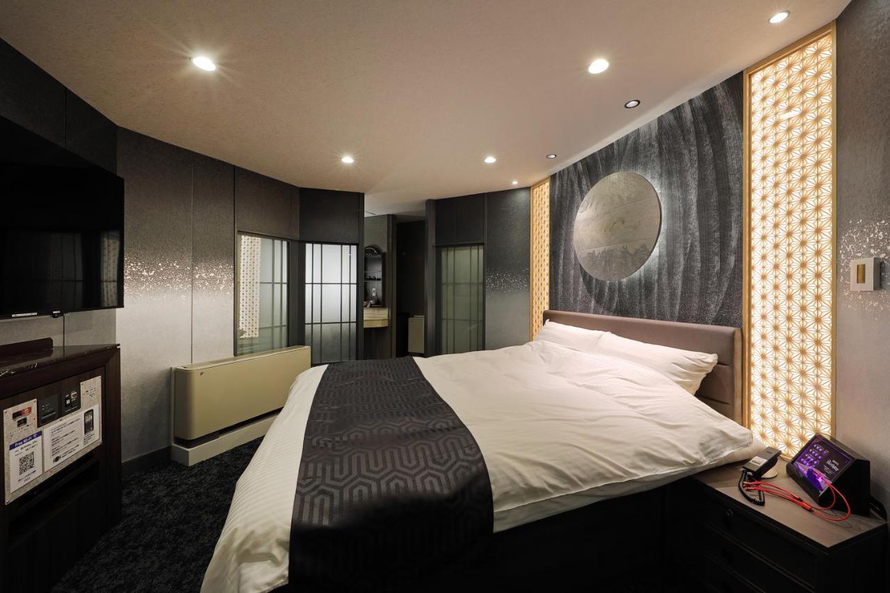 ホテルバースデー岐阜西店 Hotel Birthday Gifuwest (Adults Only) Экстерьер фото